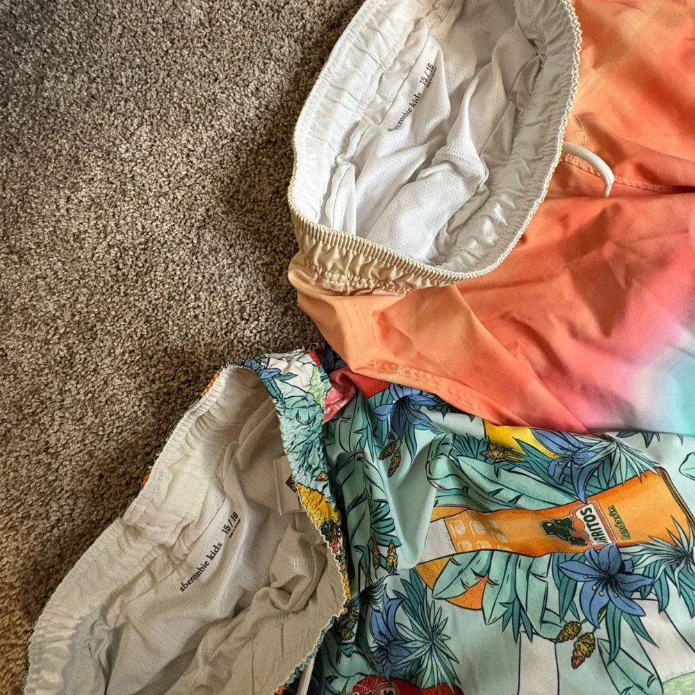 Abercrombie kids swim trunks bundle lot Boys 15/16